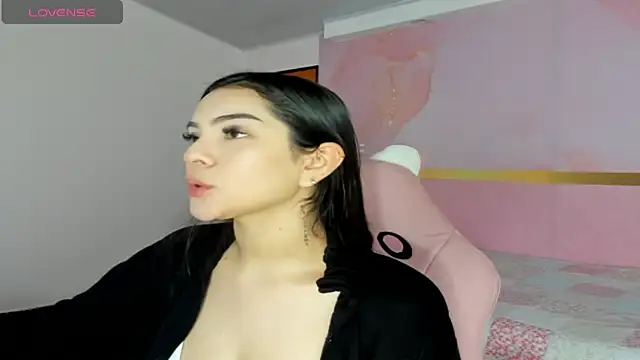 milk candy18 online show from 10/14/25, 12:28