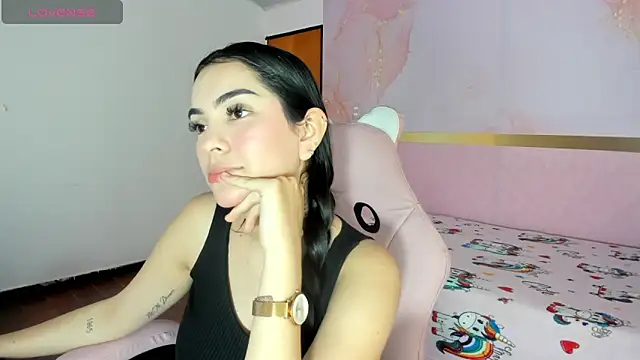 milk candy18 online show from 10/17/25, 12:29