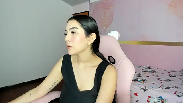 milk candy18 online show from 10/24/25, 10:47