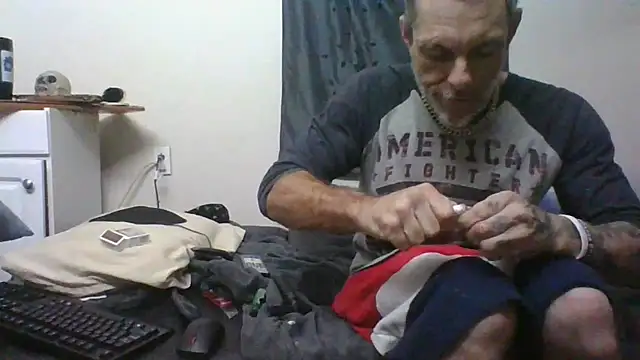 jarjar83 online show from 11/09/25, 09:13