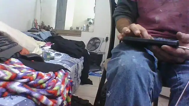 jarjar83 online show from 11/27/25, 05:35