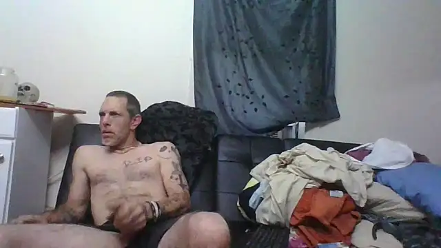 jarjar83 online show from 10/26/25, 07:36