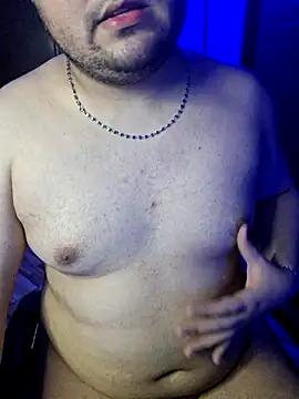 kit hott online show from 07/04/26, 04:08