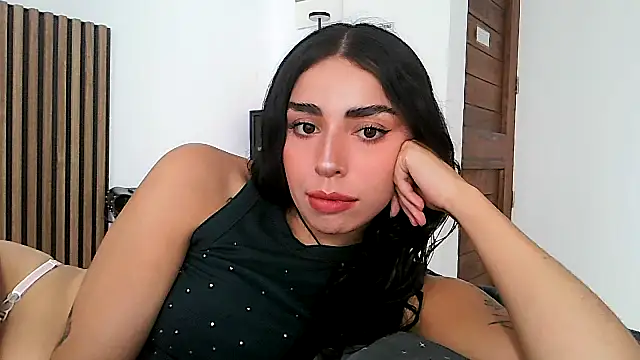 sweetbrunette22 online show from 03/25/26, 08:08