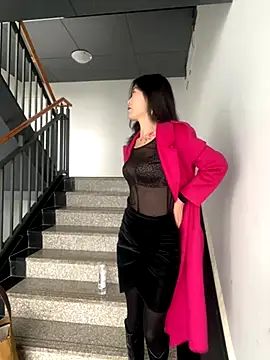 xtt1689999 online show from 11/25/25, 04:13