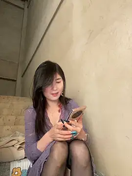 xtt1689999 online show from 10/26/25, 03:29