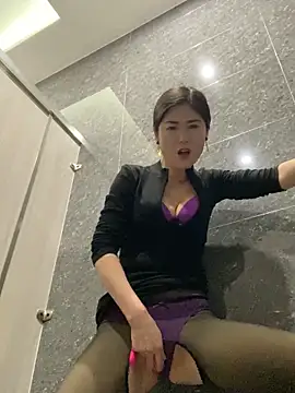 xtt1689999 online show from 12/02/25, 04:03