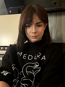 Miranda Kerry online show from 09/29/25, 06:20