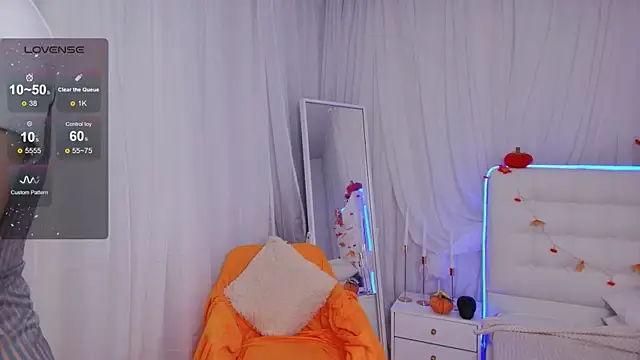 Miranda Kerry online show from 10/26/25, 06:36