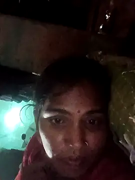 Snapshot of Cut_rajbati chatting on 10/05/25, 02:08 Cut rajbati online show from 10/05/25, 02:08