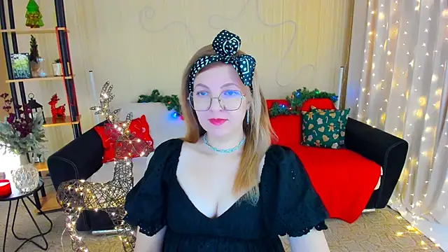 YourUniverser online show from 12/22/25, 10:37