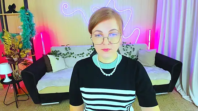 YourUniverser online show from 11/20/25, 04:13