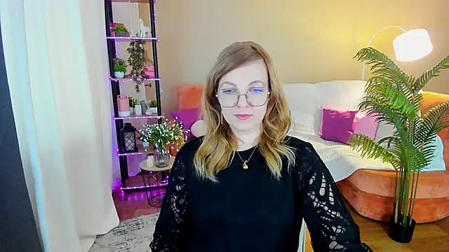 YourUniverser online show from 10/14/25, 10:27