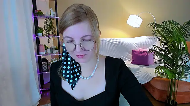 YourUniverser online show from 10/08/25, 04:14