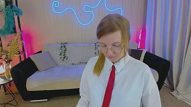 YourUniverser online show from 10/15/25, 04:22