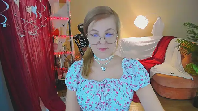 YourUniverser online show from 11/03/25, 09:13