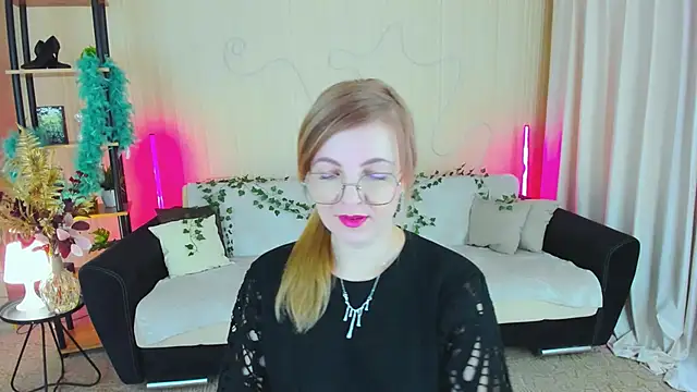 YourUniverser online show from 11/29/25, 09:31