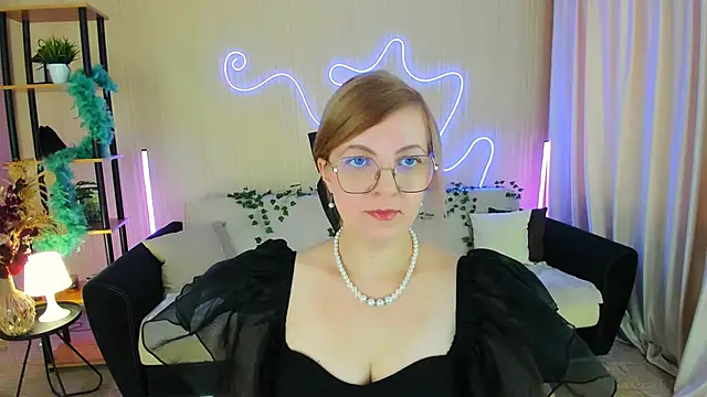 YourUniverser online show from 11/09/25, 09:13