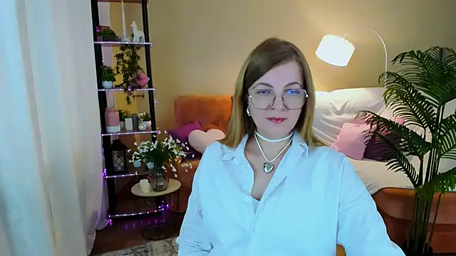 YourUniverser online show from 10/03/25, 10:17