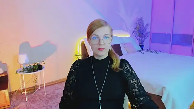 YourUniverser online show from 10/11/25, 09:10