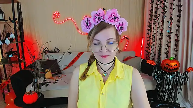 YourUniverser online show from 10/30/25, 09:40