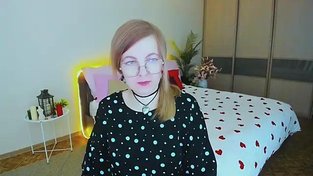 YourUniverser online show from 04/02/26, 10:00