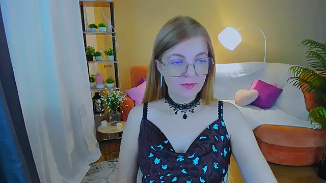 YourUniverser online show from 11/06/25, 09:46