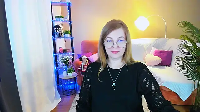 YourUniverser online show from 11/16/25, 09:36