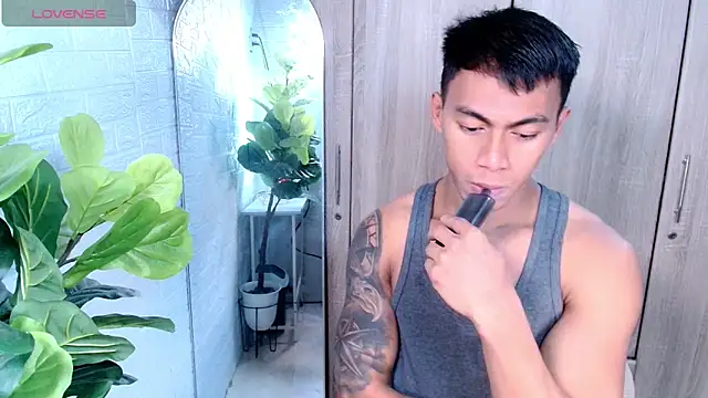 PinooyMilker online show from 04/12/26, 03:32