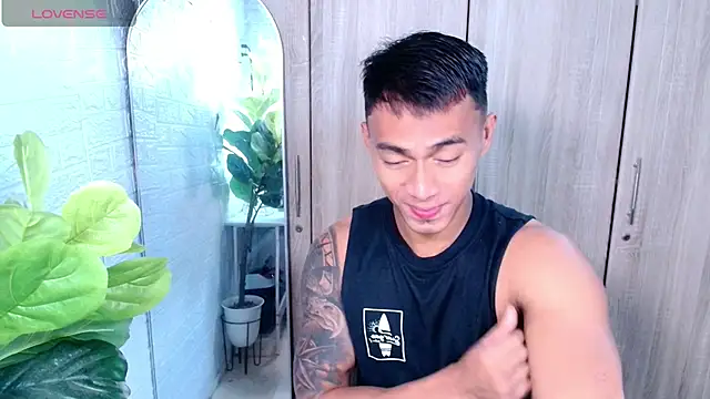 PinooyMilker online show from 02/21/26, 02:13