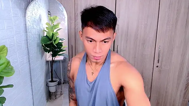 PinooyMilker online show from 10/25/25, 02:22