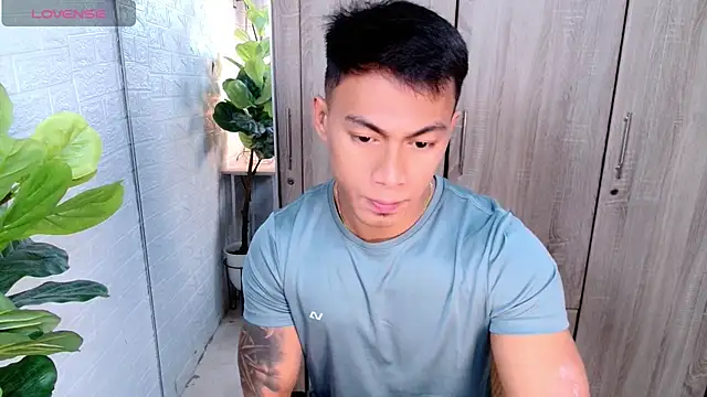 PinooyMilker online show from 01/16/26, 01:42