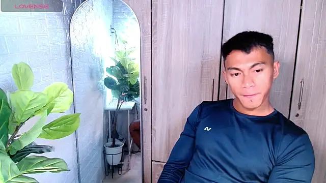 PinooyMilker online show from 03/29/26, 07:32