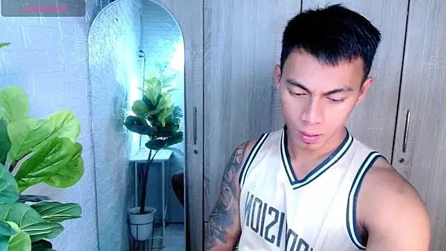 Snapshot of PinooyMilker chatting on 05/03/26, 04:21 PinooyMilker online show from 05/03/26, 04:21