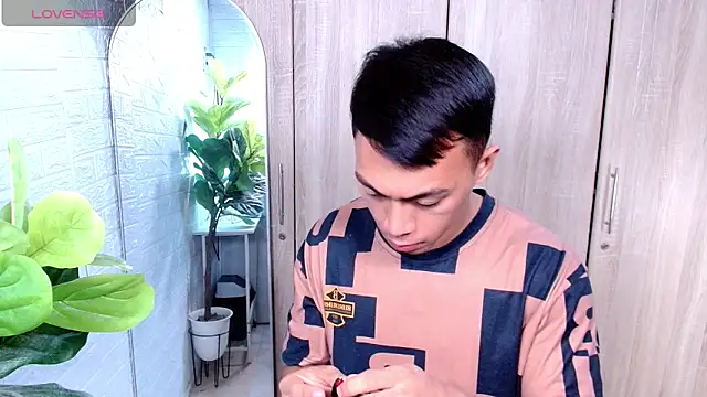 PinooyMilker online show from 02/11/26, 12:43