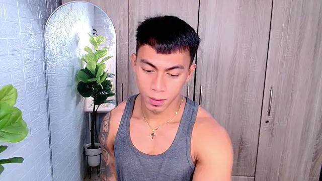 PinooyMilker online show from 10/13/25, 03:41