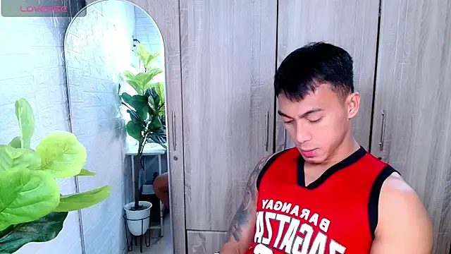 PinooyMilker online show from 02/10/26, 01:37