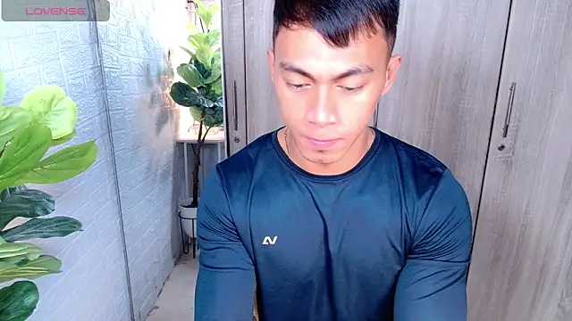 PinooyMilker online show from 01/14/26, 02:04