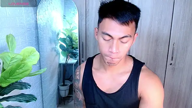 PinooyMilker online show from 03/17/26, 03:15