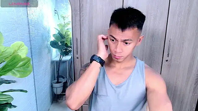 PinooyMilker online show from 04/14/26, 11:04