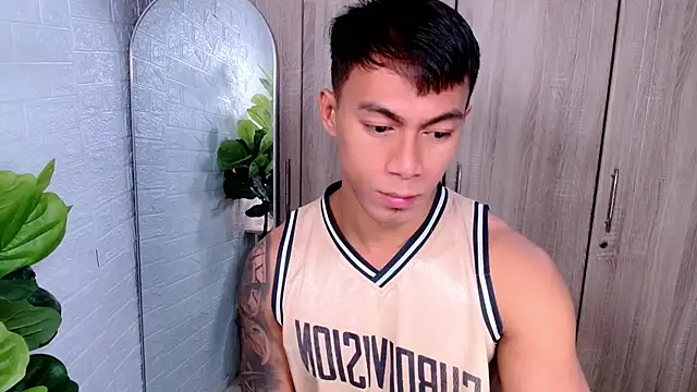 PinooyMilker online show from 11/16/25, 03:44