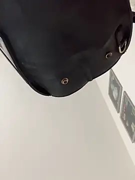 Lesamantssexy online show from 03/26/26, 05:11