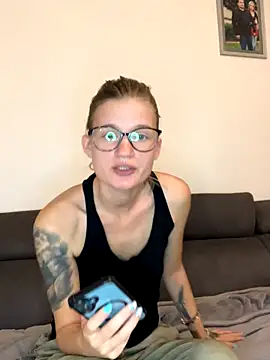 Lesamantssexy online show from 11/02/25, 01:38