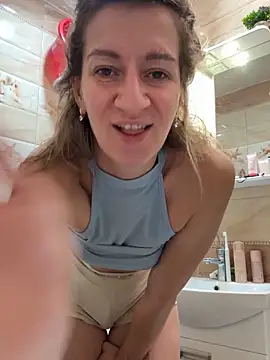 EvvaMur online show from 11/07/25, 01:10