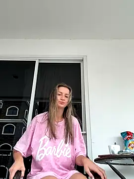 EvvaMur online show from 11/18/25, 01:43