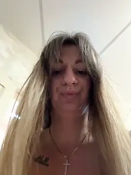 EvvaMur online show from 03/24/26, 01:49