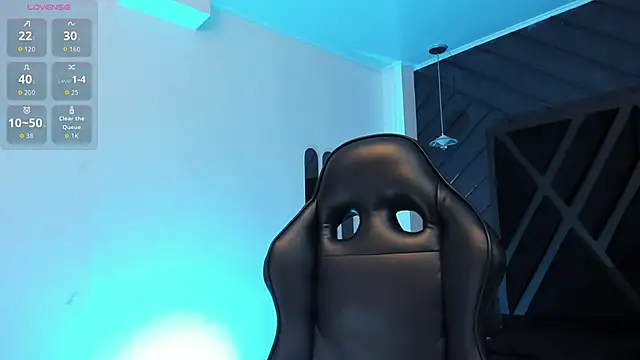 Snapshot of Draven_Marceaux chatting on 12/16/25, 11:14 Draven Marceaux online show from 12/16/25, 11:14