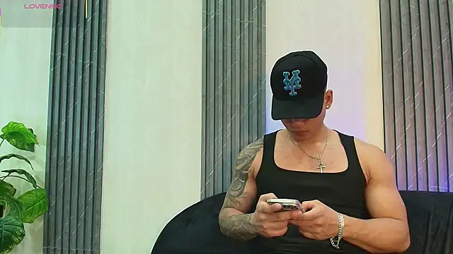 Snapshot of Draven_Marceaux chatting on 07/10/26, 11:21 Draven Marceaux online show from 07/10/26, 11:21