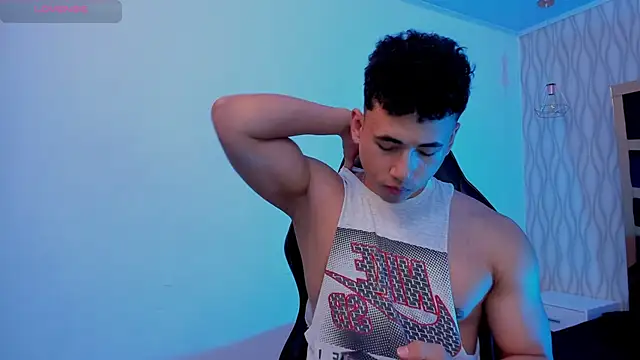 Snapshot of Draven_Marceaux chatting on 11/01/25, 11:26 Draven Marceaux online show from 11/01/25, 11:26