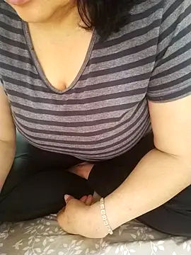 Snapshot of zerdaliii chatting on 03/29/26, 10:39 zerdaliii online show from 03/29/26, 10:39